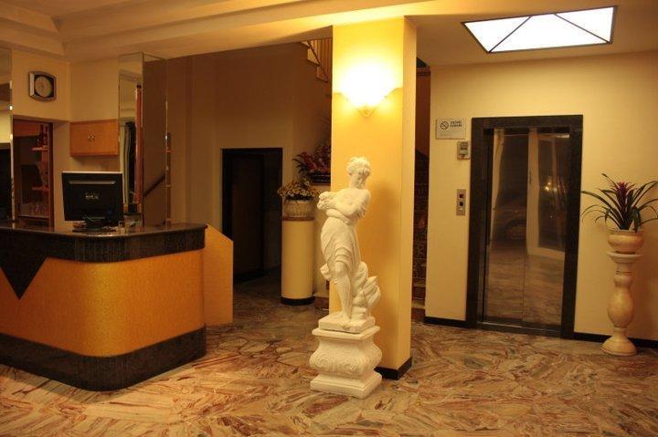Hotel Delizia Ріміні Екстер'єр фото